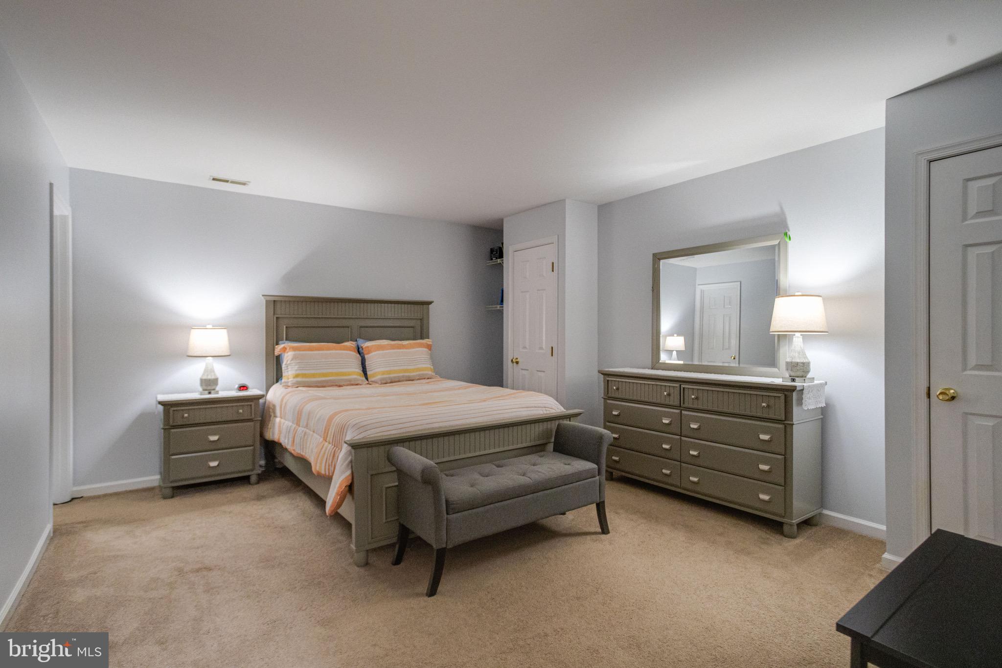 FOXBOROUGH FARMS - Residential