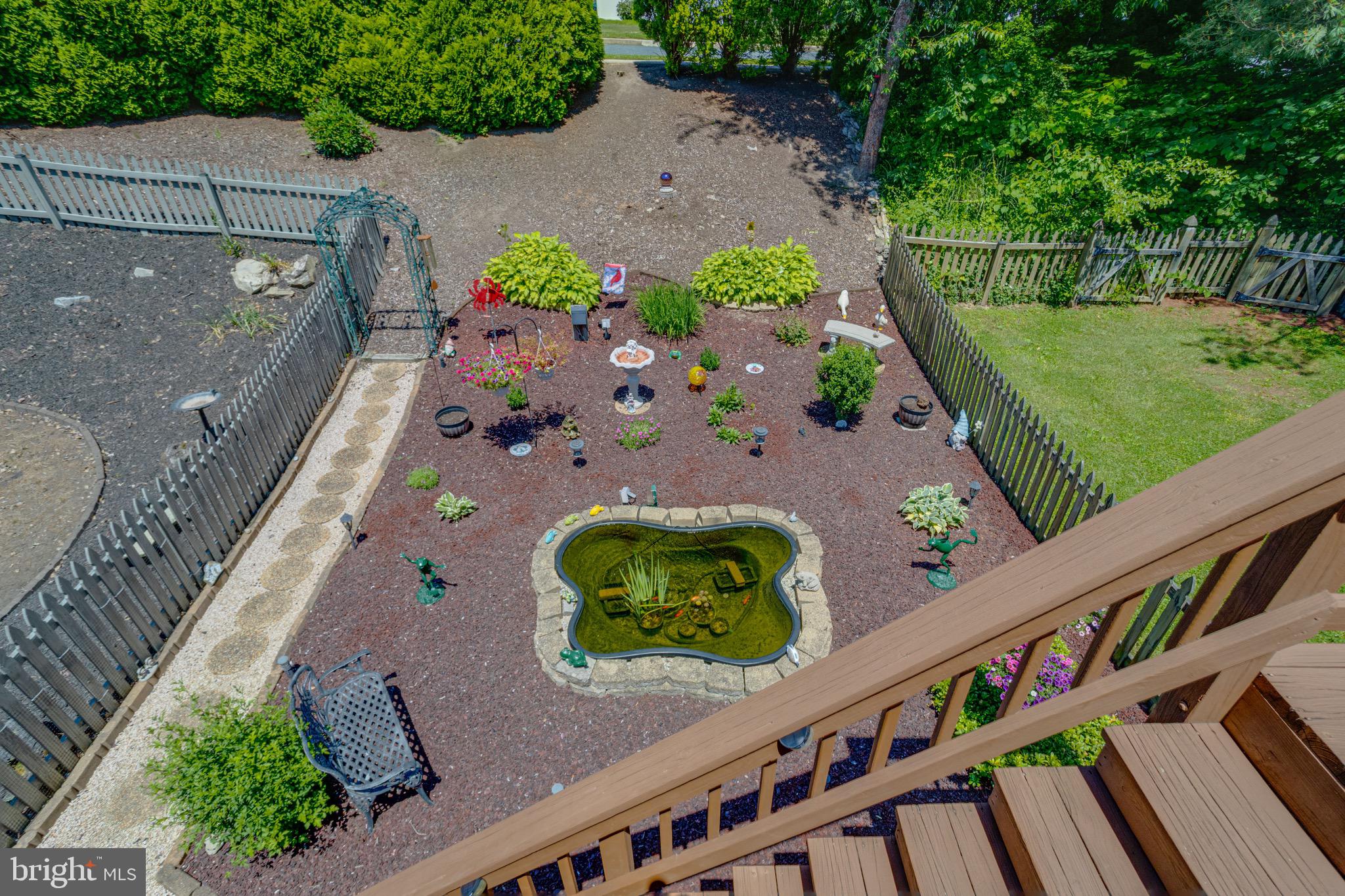 FOXBOROUGH FARMS - Residential