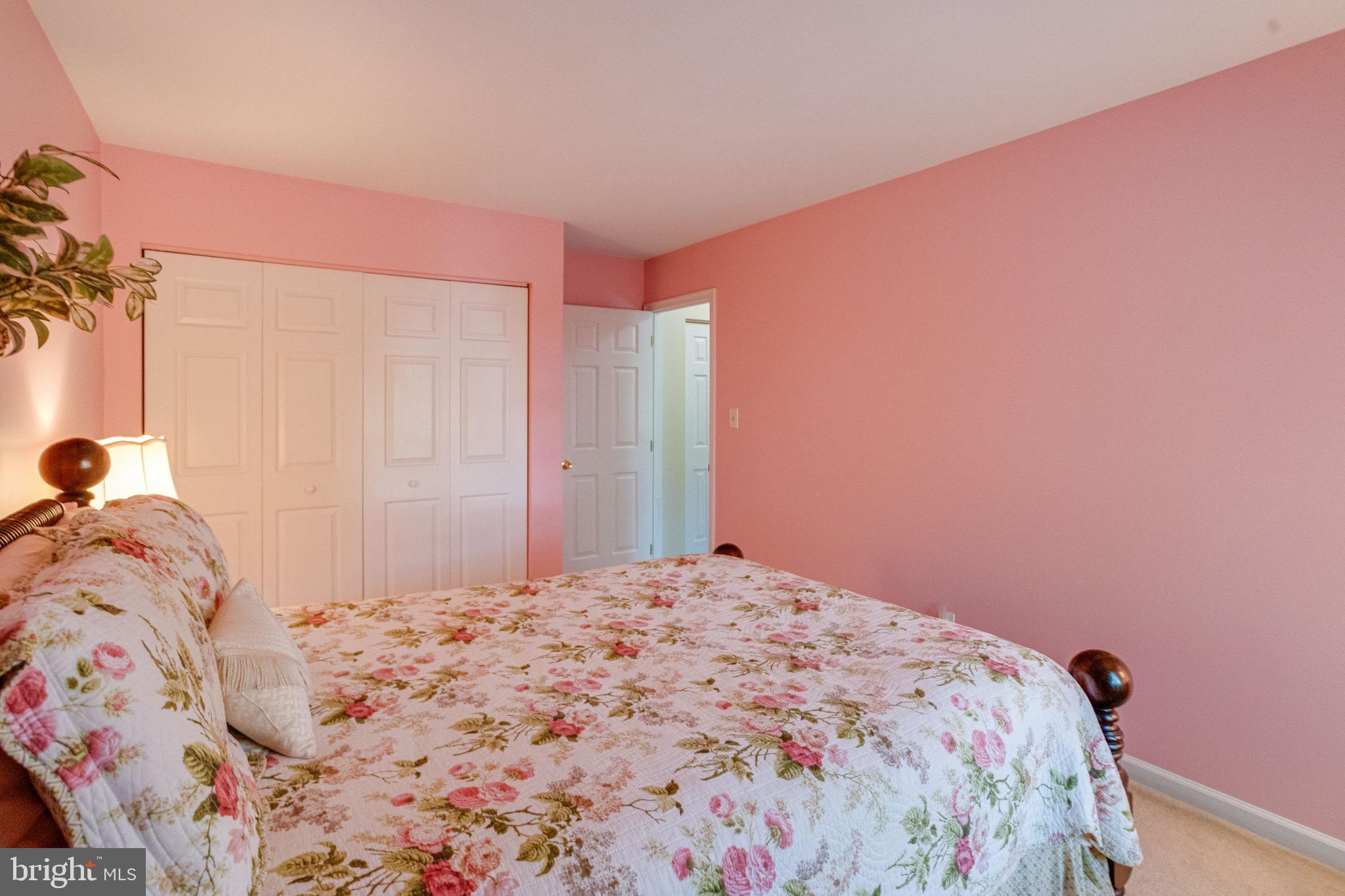 FOXBOROUGH FARMS - Residential