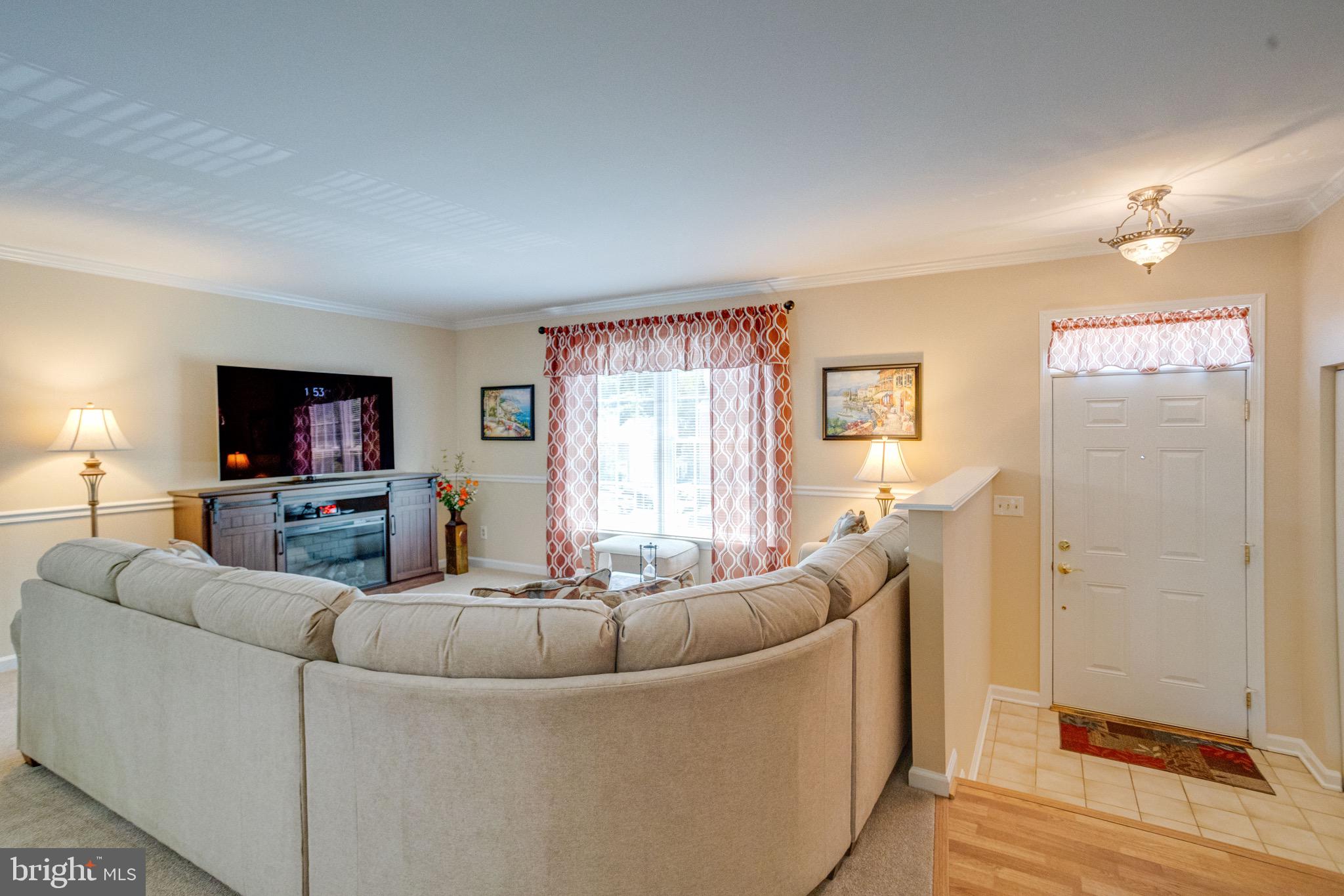 FOXBOROUGH FARMS - Residential
