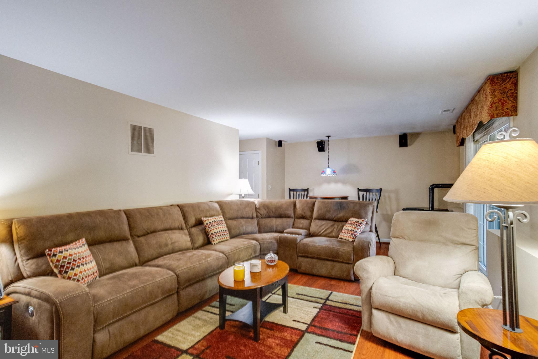 FOXBOROUGH FARMS - Residential