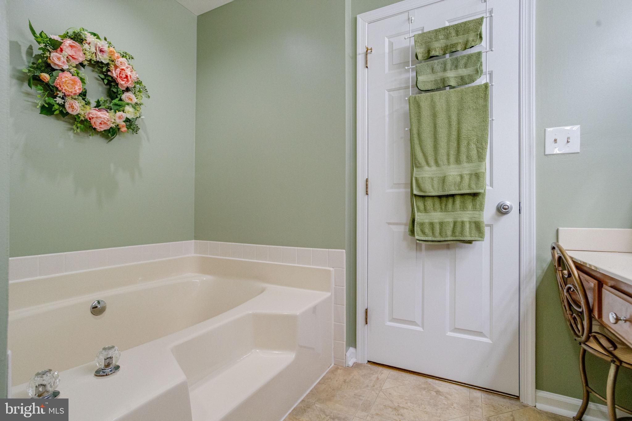 FOXBOROUGH FARMS - Residential