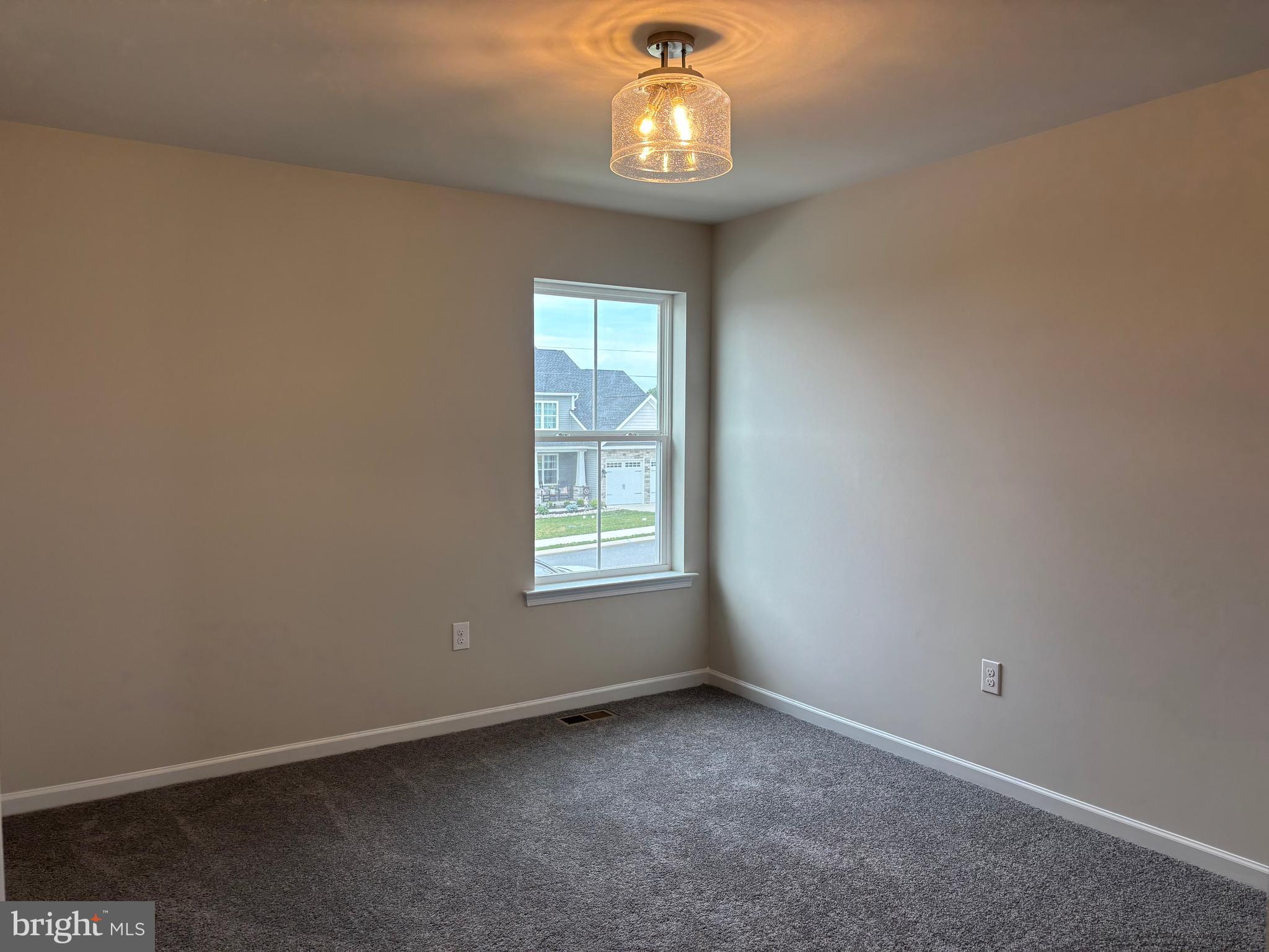 MCINTOSH FARMS - Residential