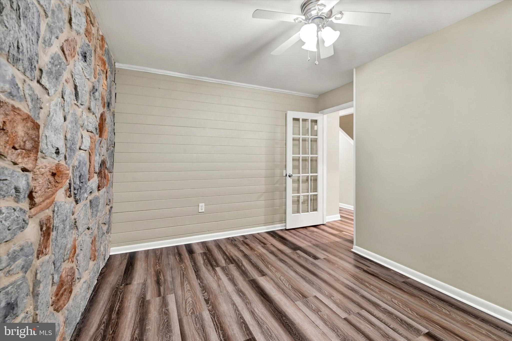 LOVETON FARMS - Residential