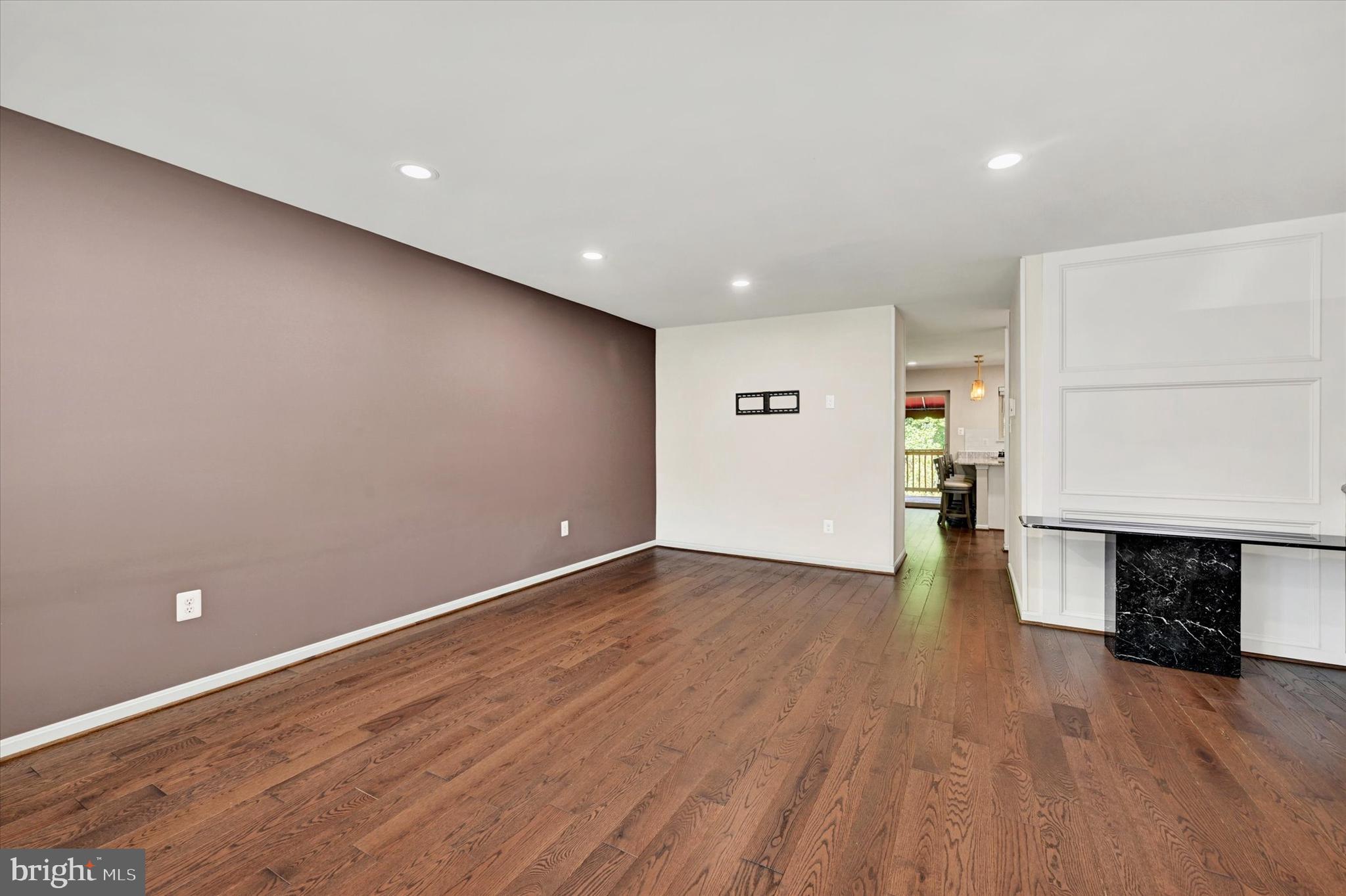 LOVETON FARMS - Residential