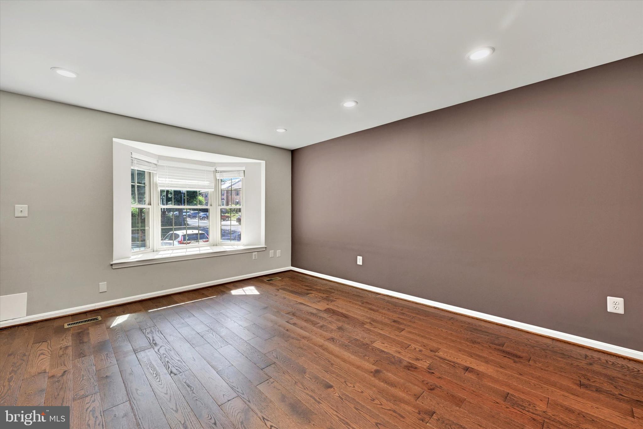 LOVETON FARMS - Residential