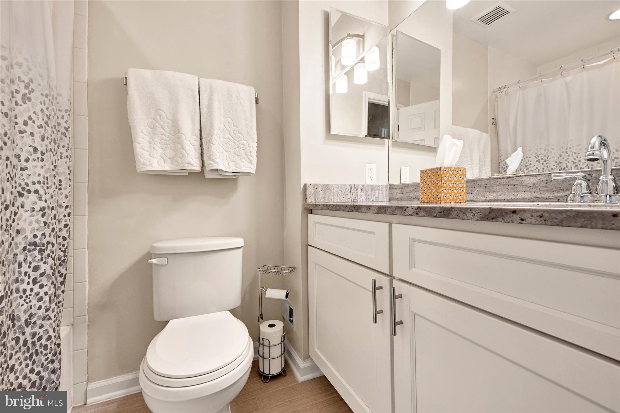 LOVETON FARMS - Residential
