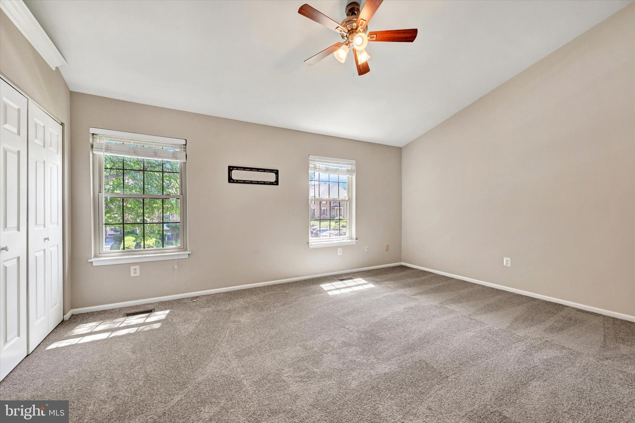 LOVETON FARMS - Residential