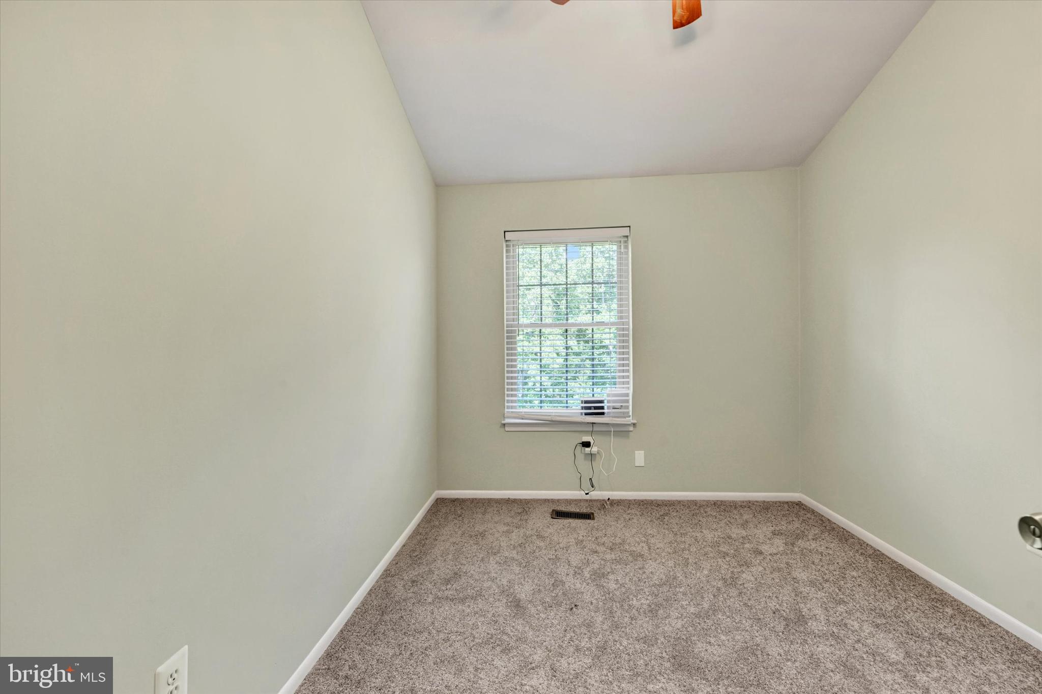 LOVETON FARMS - Residential