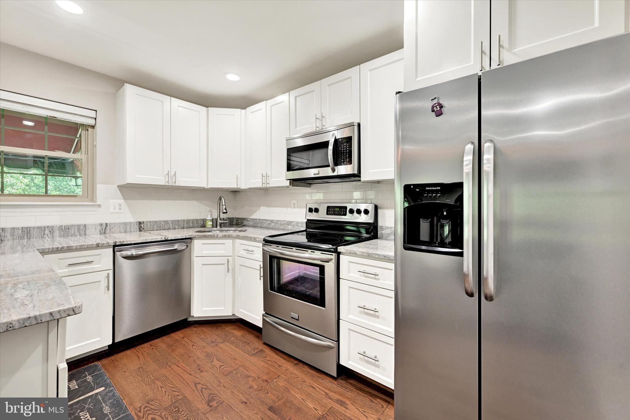 LOVETON FARMS - Residential