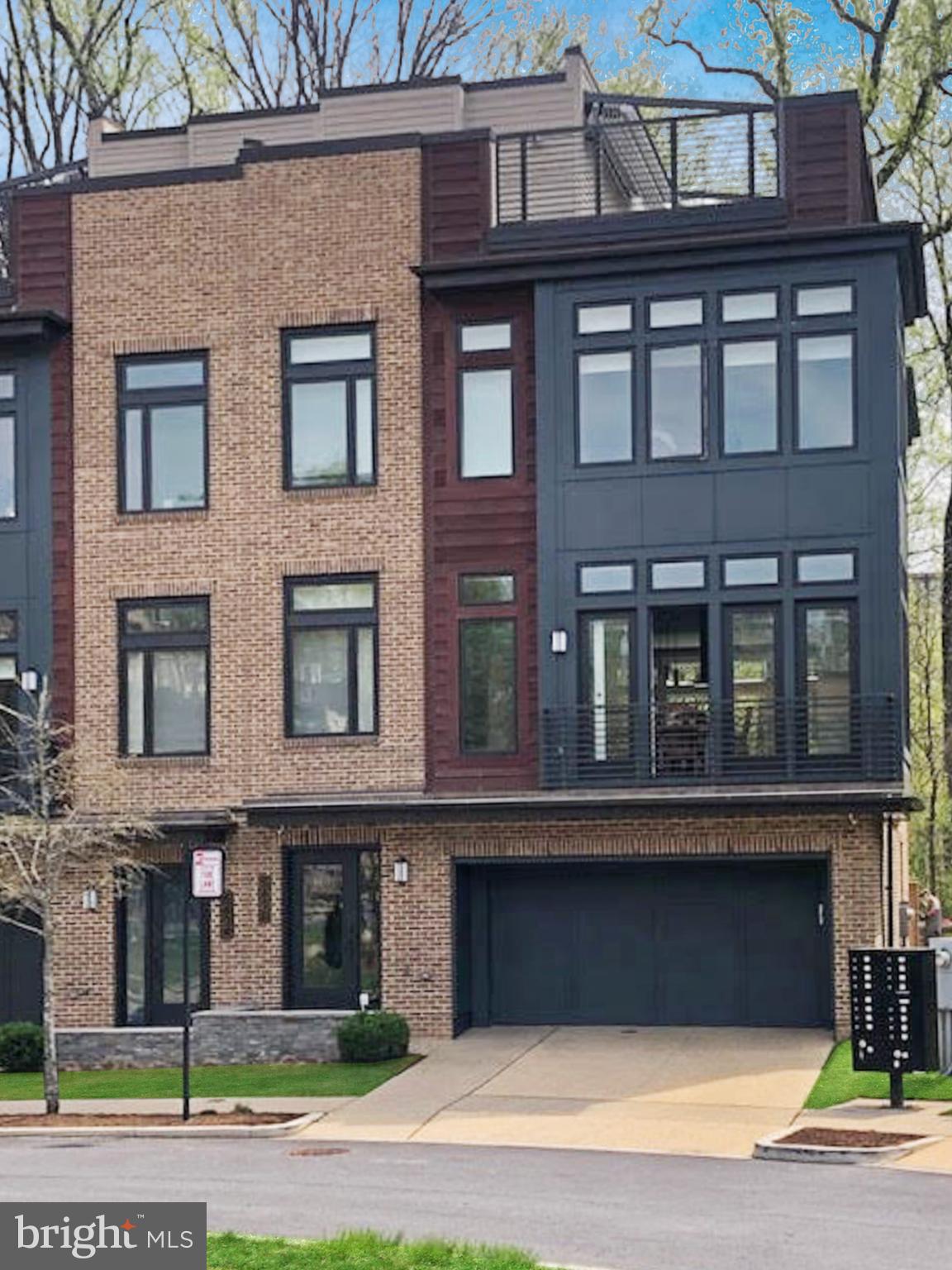 GROSVENOR HEIGHTS - Residential