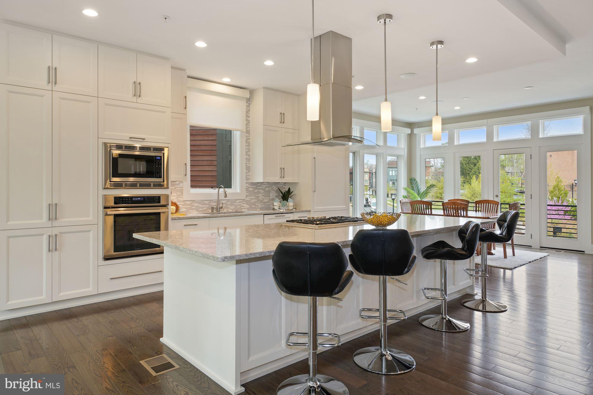 GROSVENOR HEIGHTS - Residential