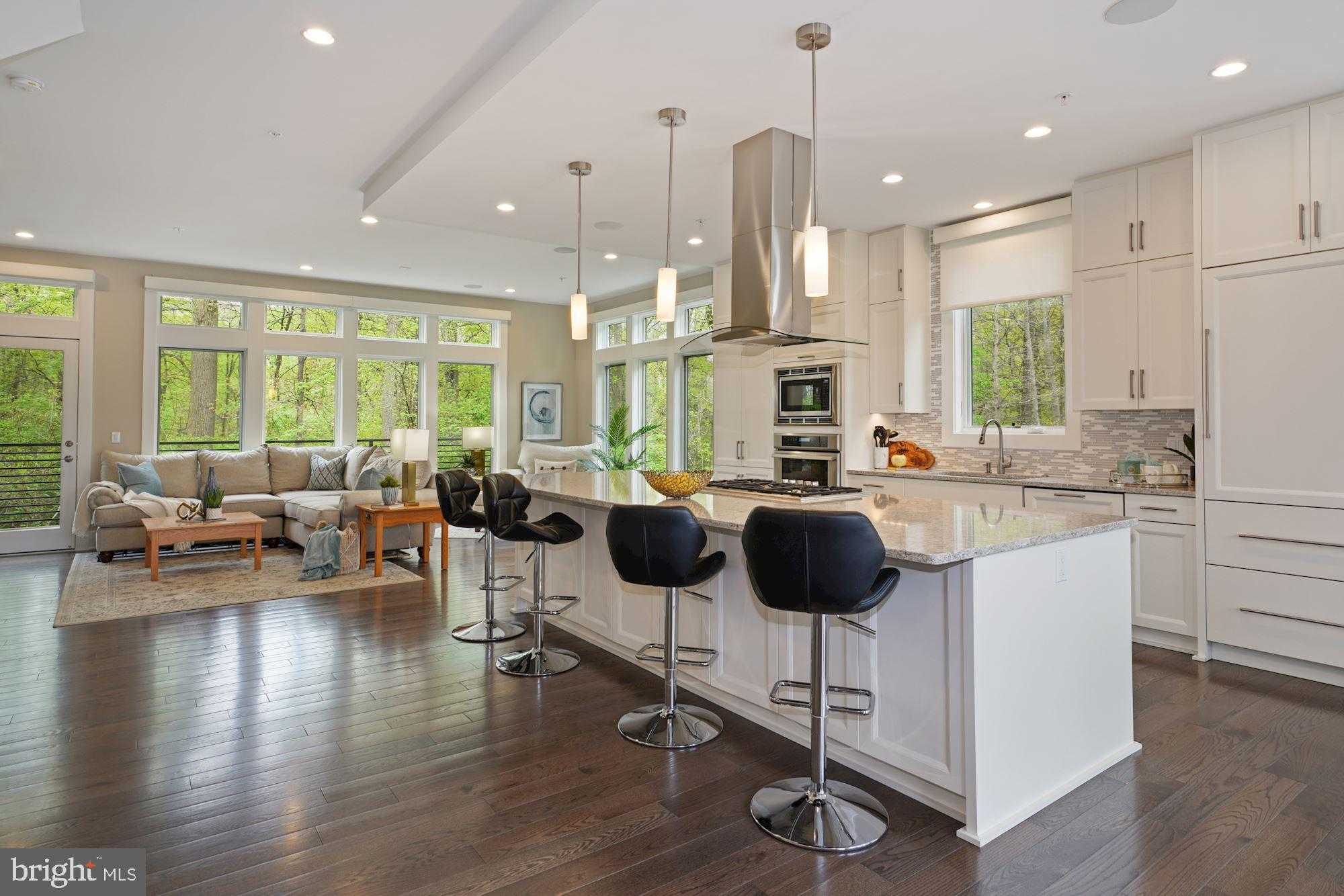 GROSVENOR HEIGHTS - Residential