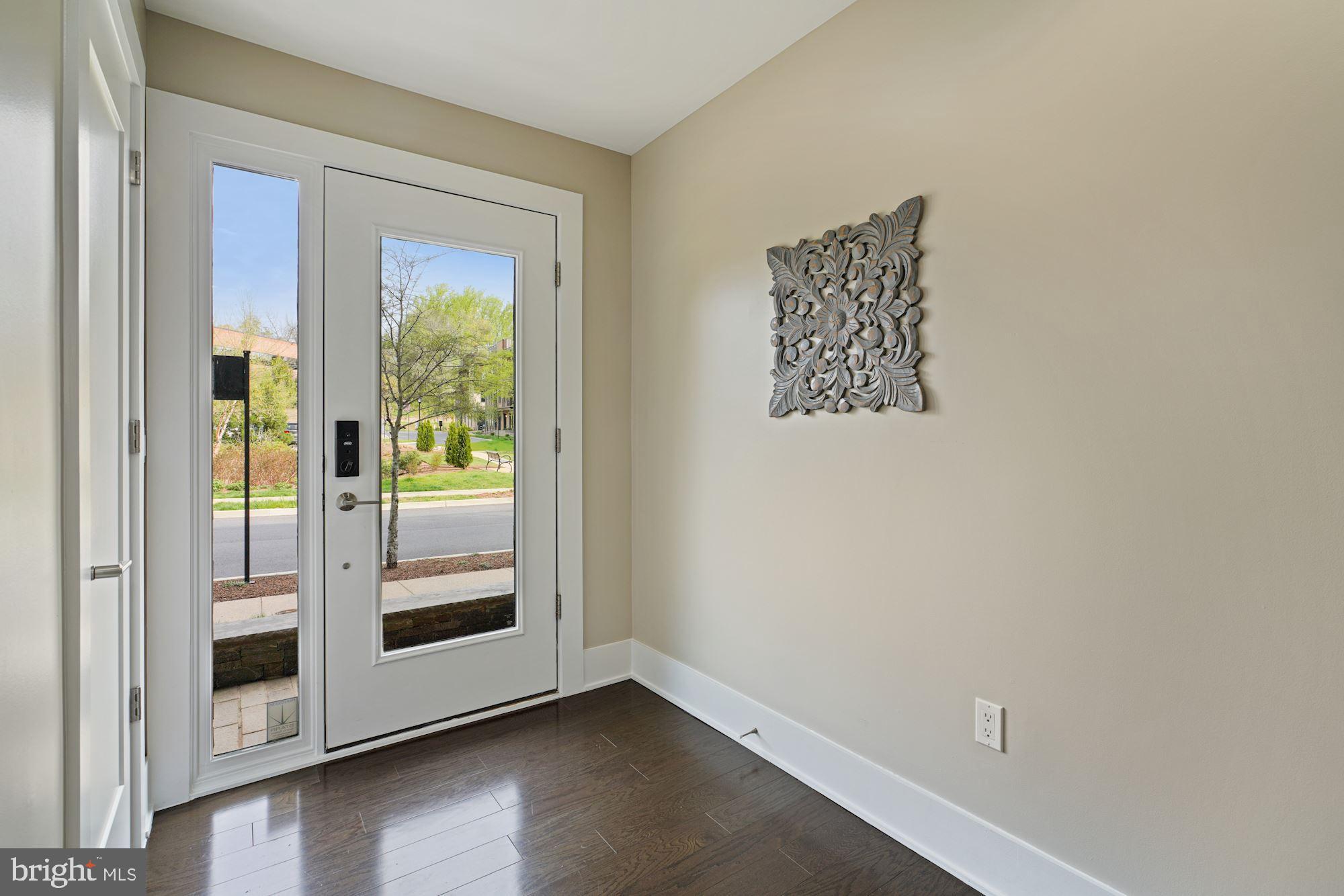 GROSVENOR HEIGHTS - Residential