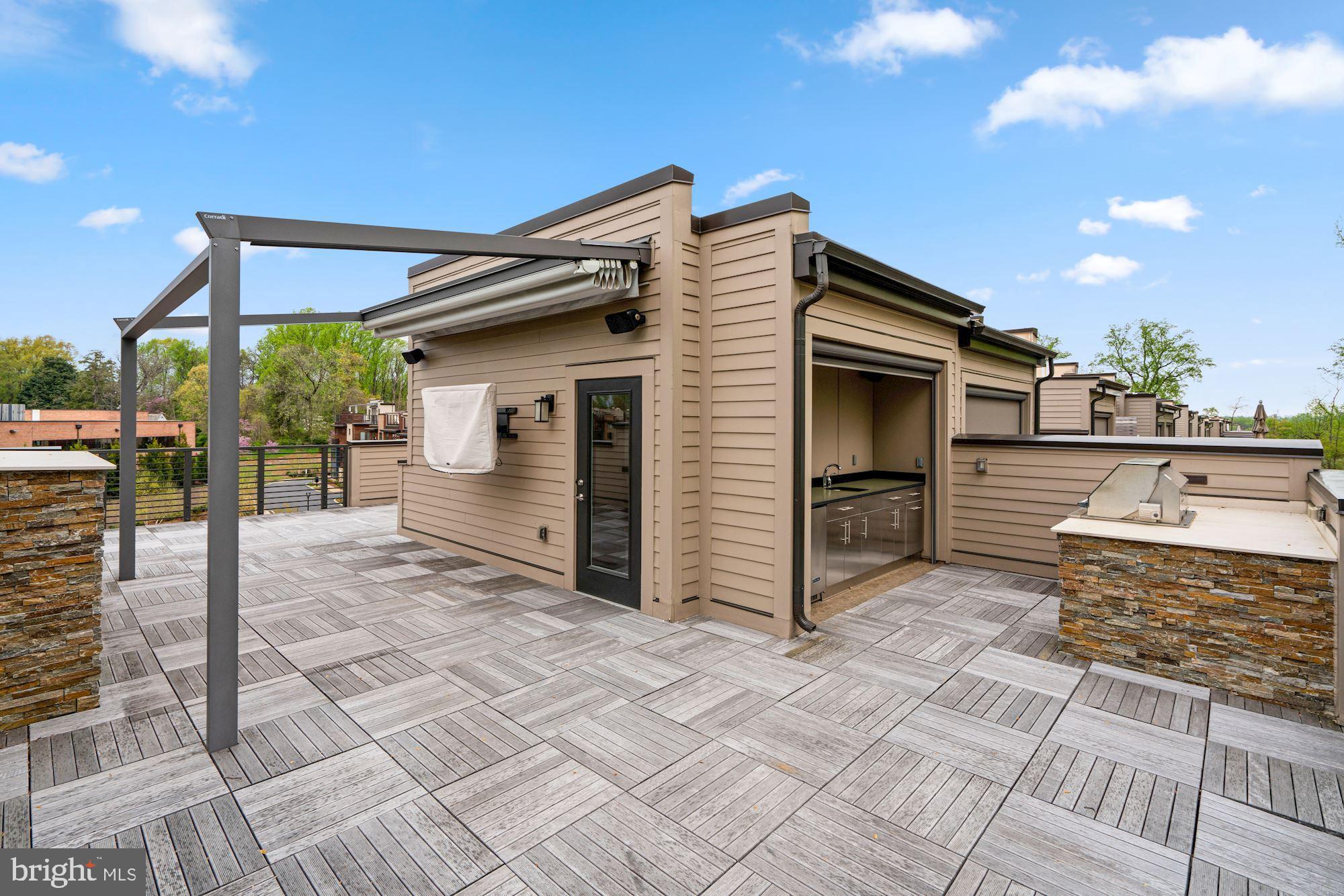 GROSVENOR HEIGHTS - Residential