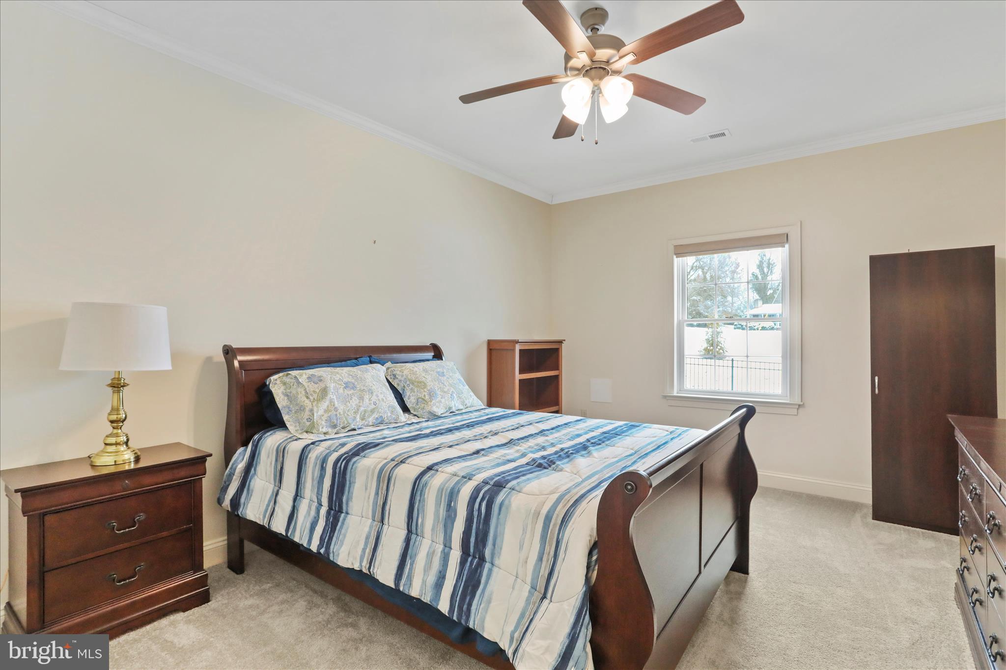 EMERALD POINTE - Residential