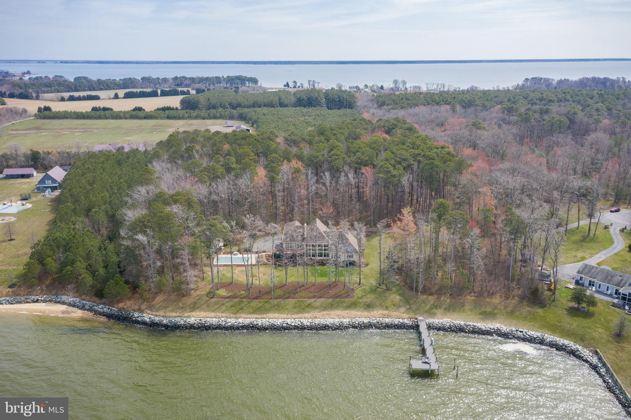 BLOODY POINT FARM - Residential