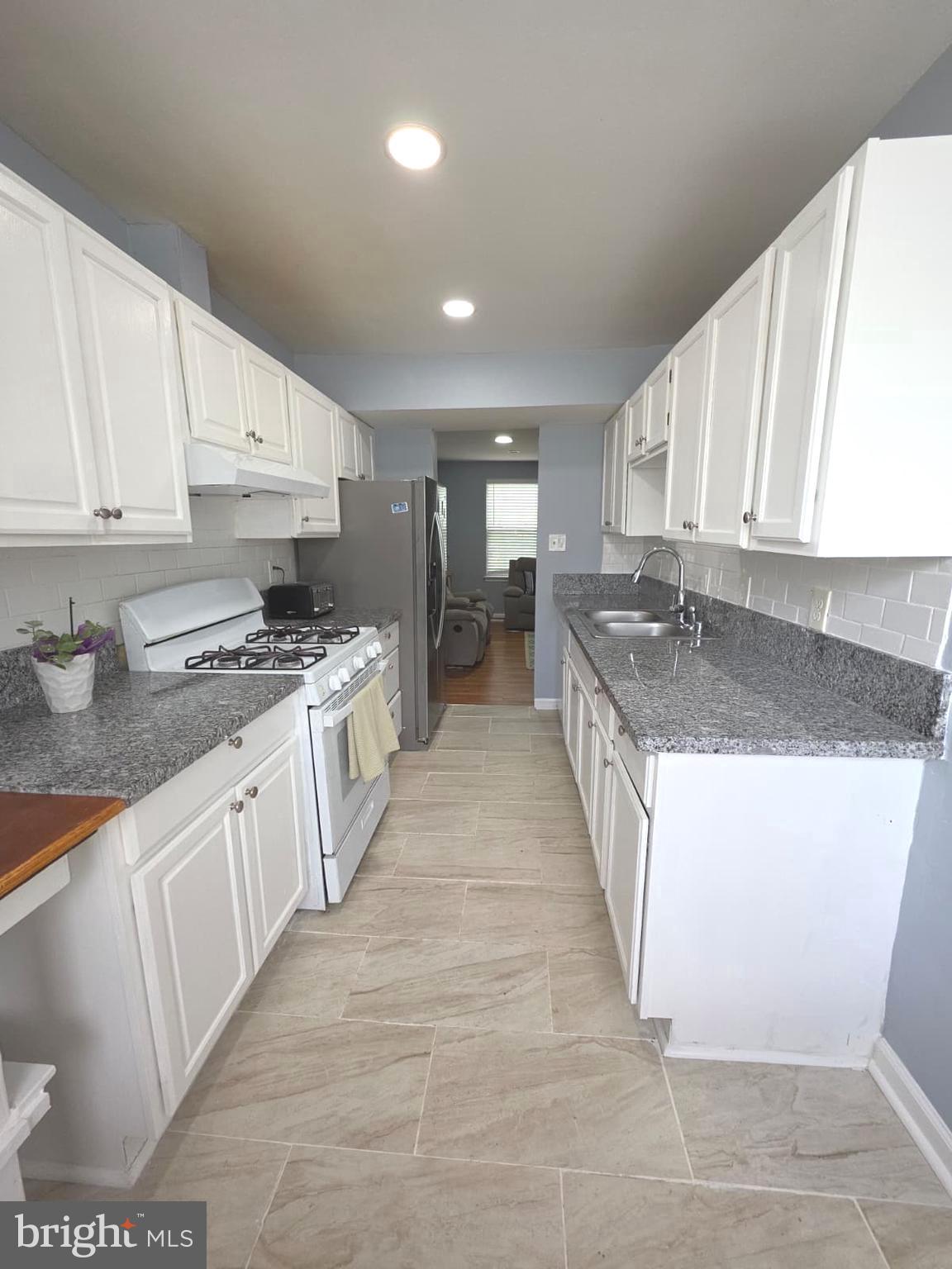 HUNTERS WOODS - Residential