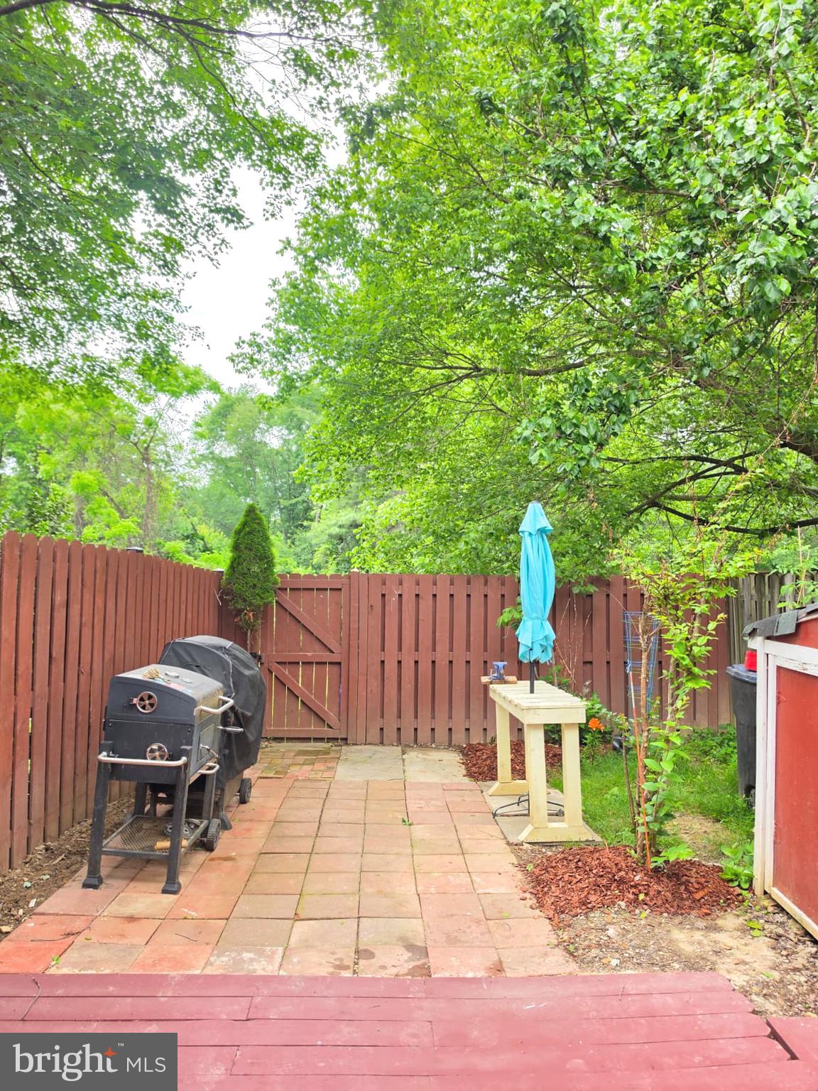 HUNTERS WOODS - Residential
