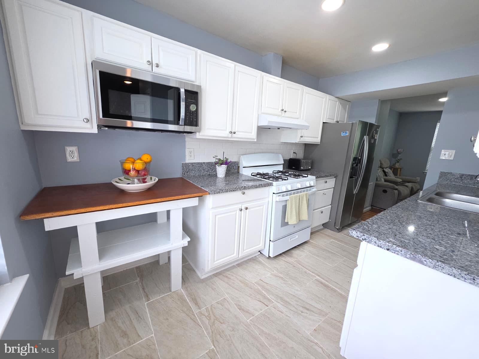 HUNTERS WOODS - Residential