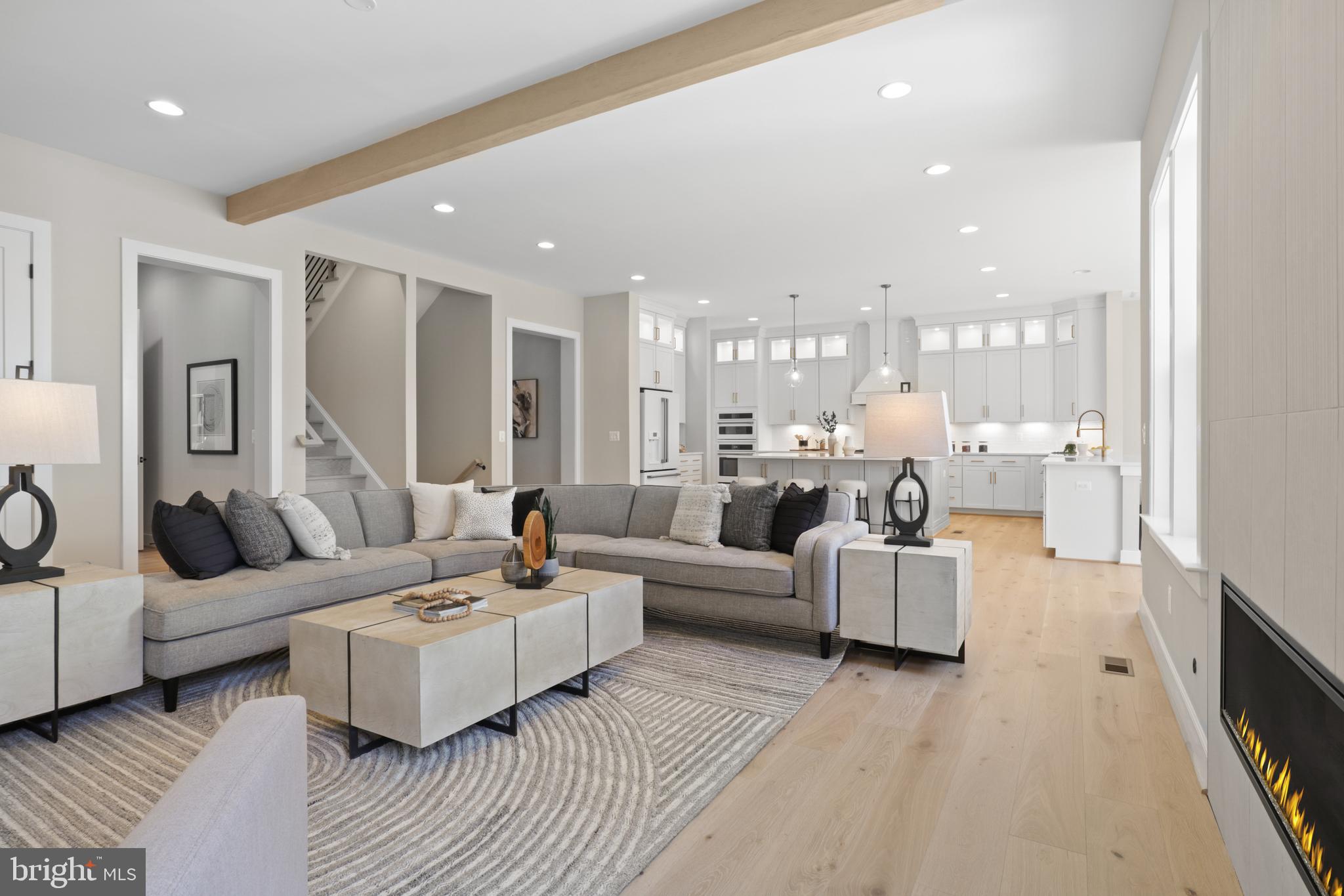 MANTUA HILLS - Residential