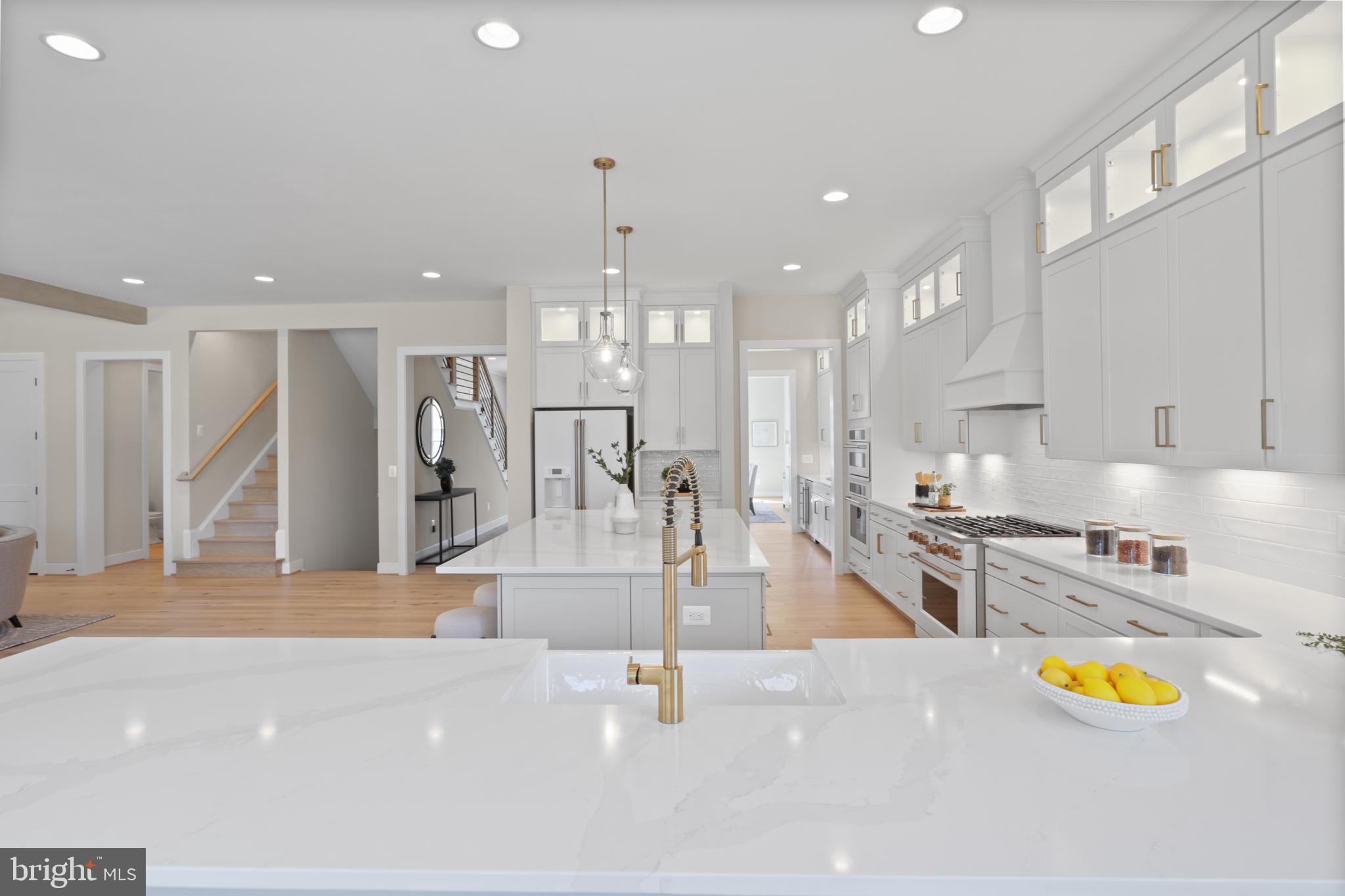 MANTUA HILLS - Residential