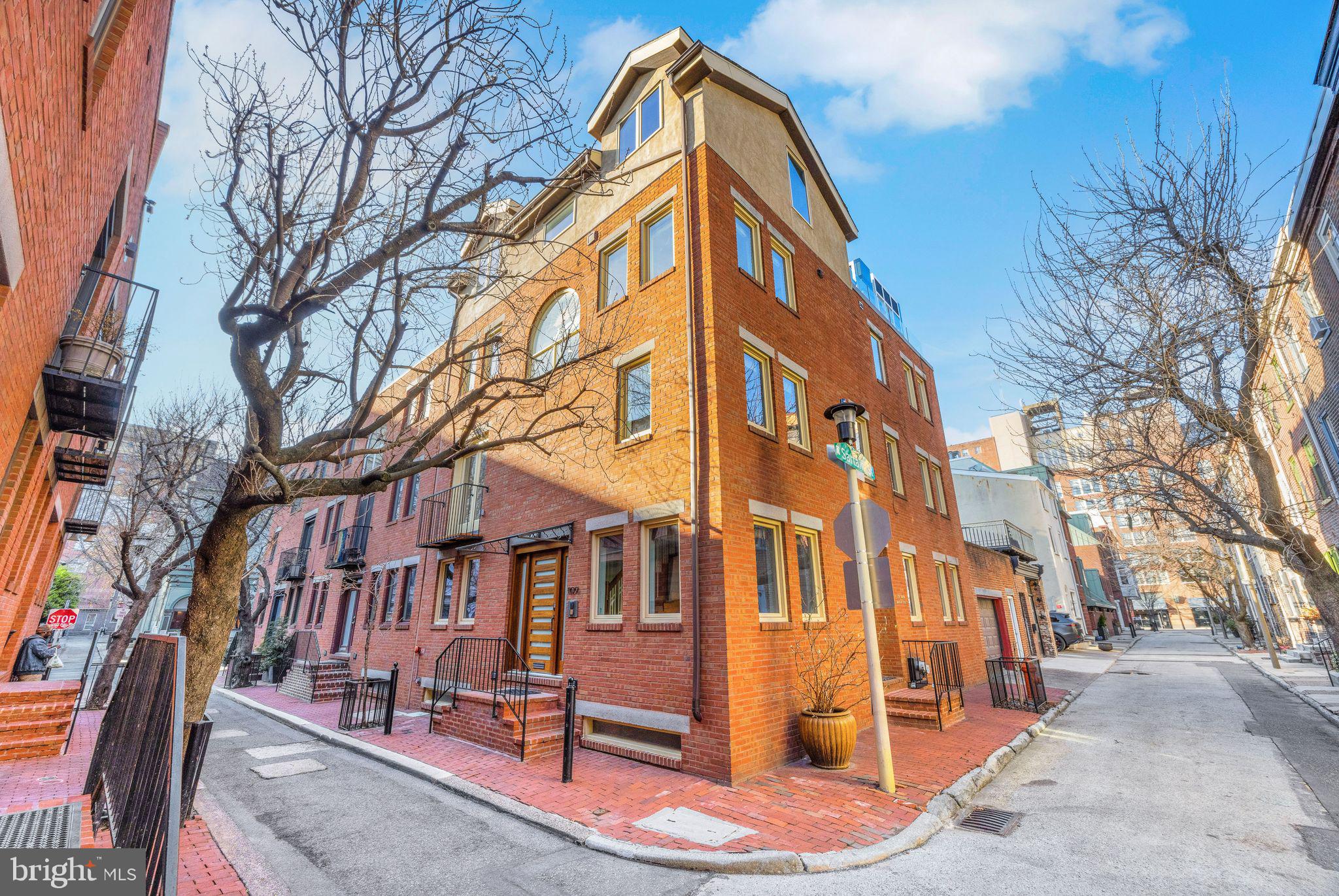 WASHINGTON SQ WEST - Residential Income