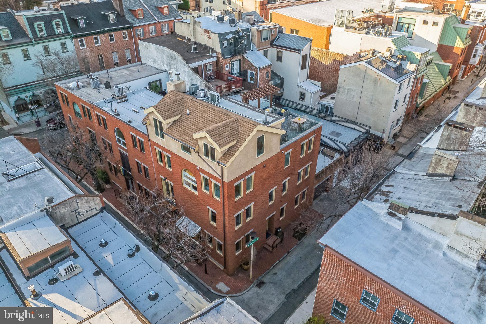 WASHINGTON SQ WEST - Residential Income