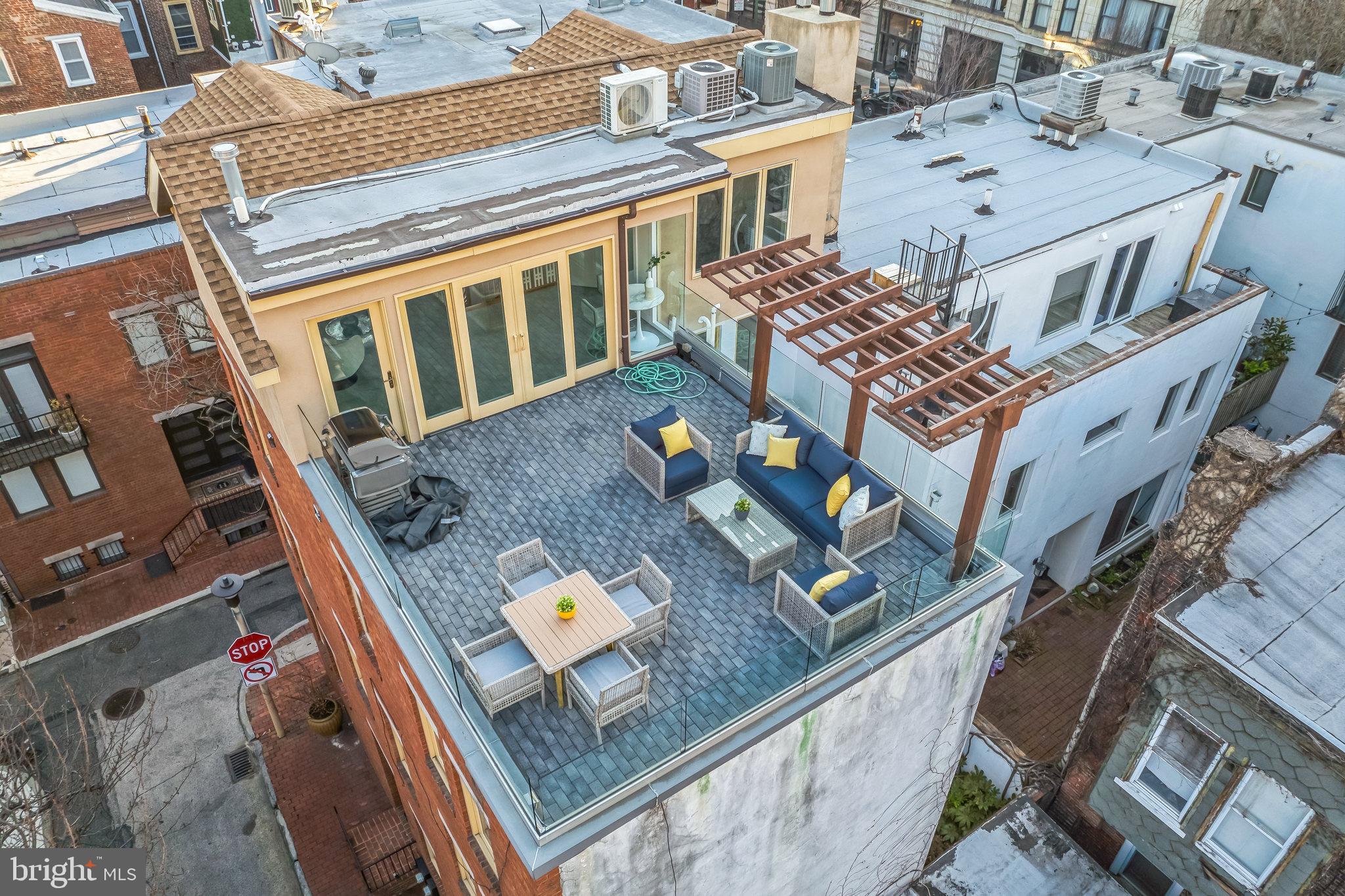 WASHINGTON SQ WEST - Residential Income
