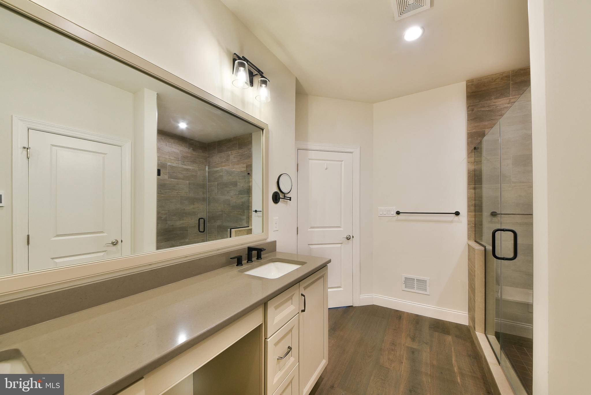 REGENCY AT YARDLEY - Residential