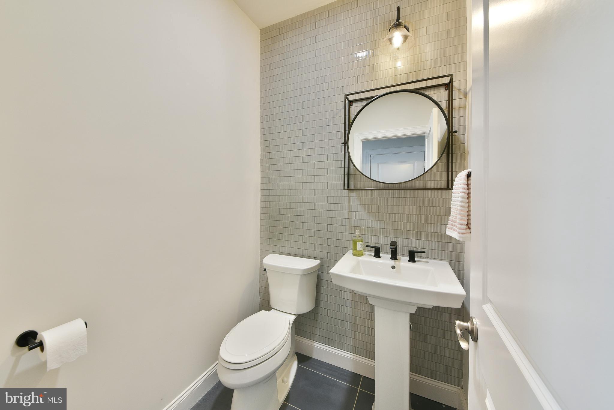 REGENCY AT YARDLEY - Residential