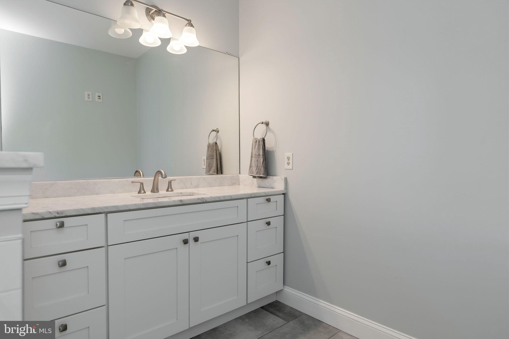 HIGHGROVE ESTATES - Residential