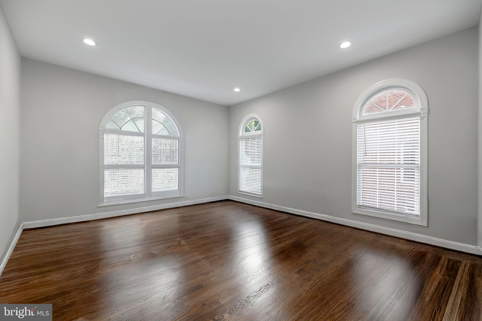 HIGHGROVE ESTATES - Residential