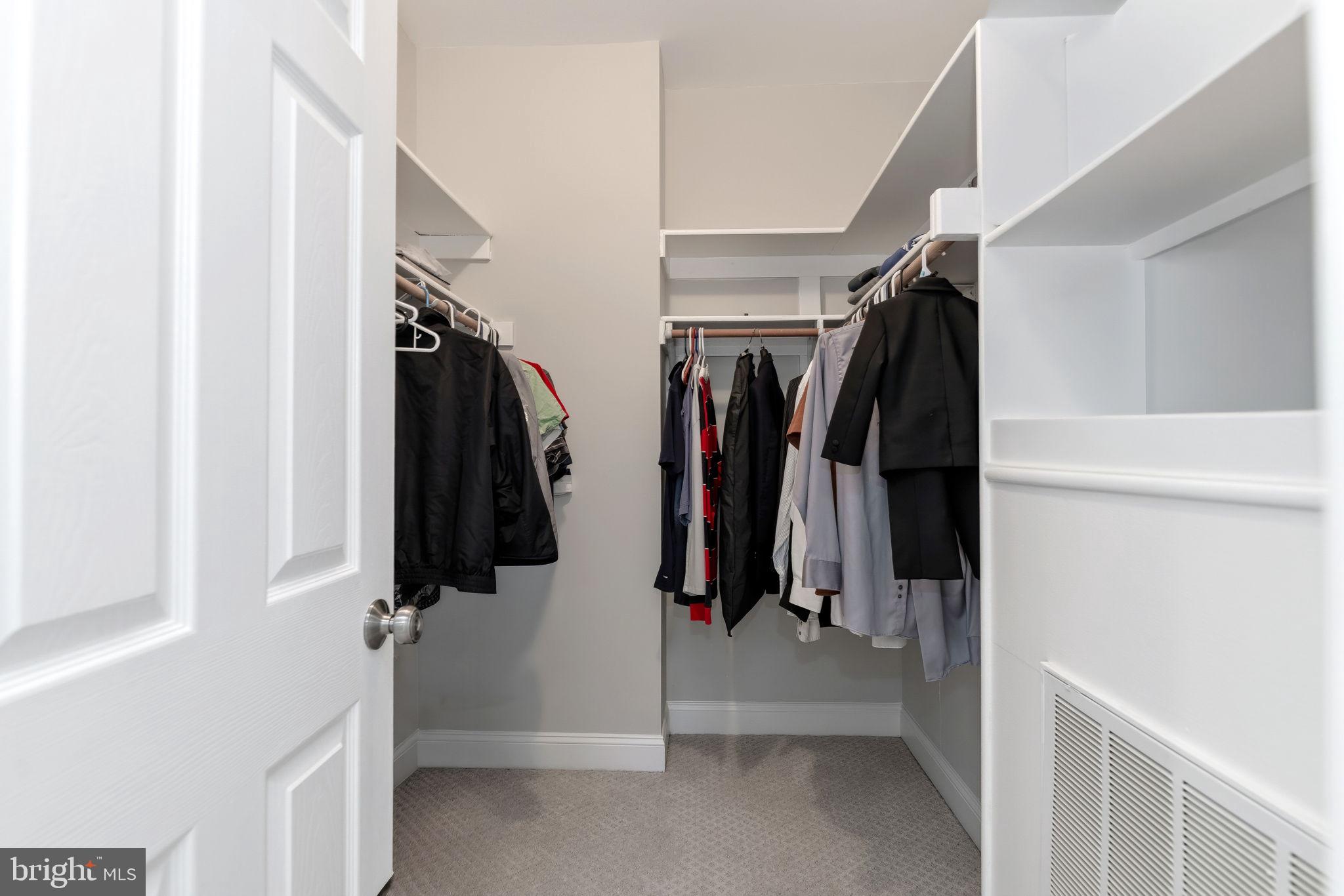 HIGHGROVE ESTATES - Residential