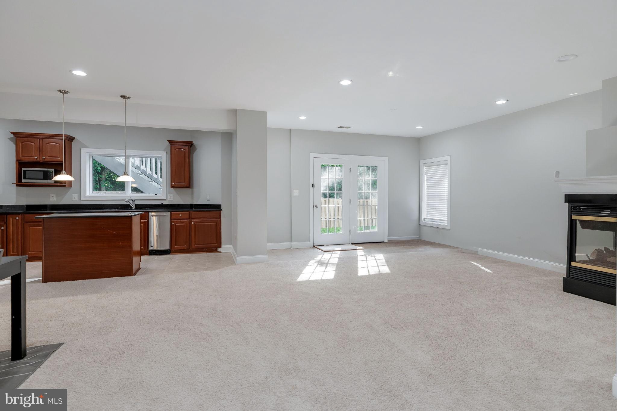 HIGHGROVE ESTATES - Residential