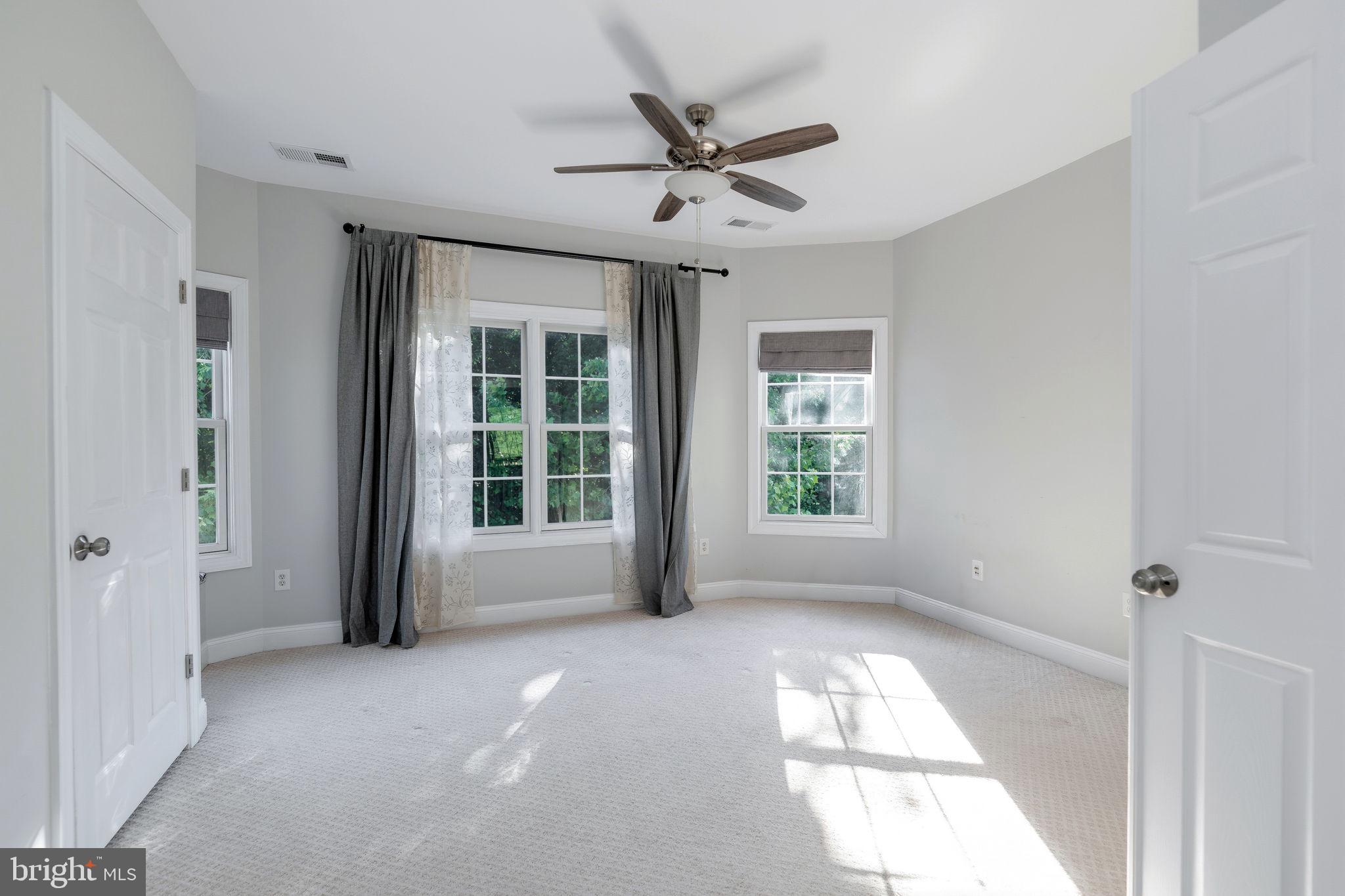 HIGHGROVE ESTATES - Residential