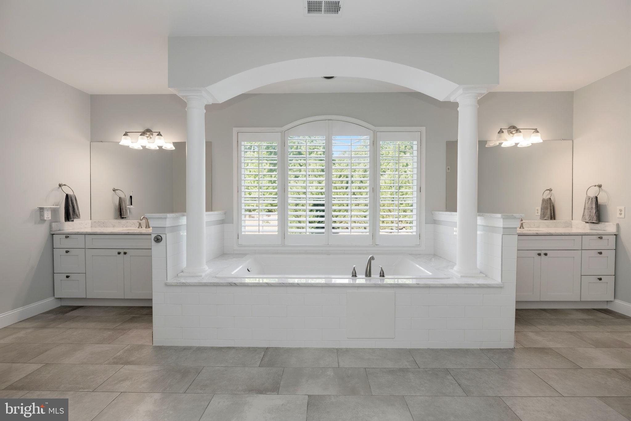 HIGHGROVE ESTATES - Residential