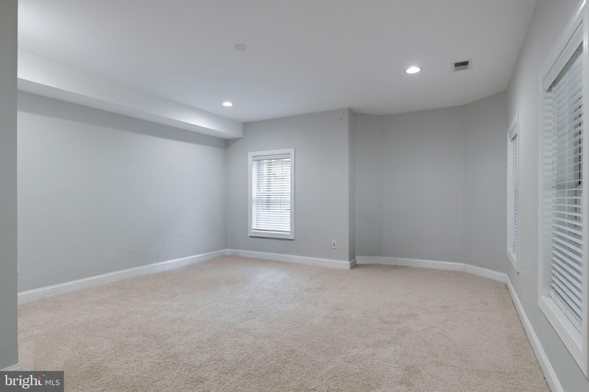 HIGHGROVE ESTATES - Residential