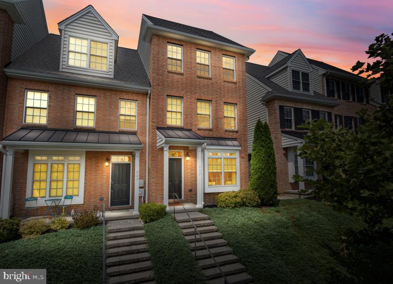 MAGNOLIA PLACE - Residential