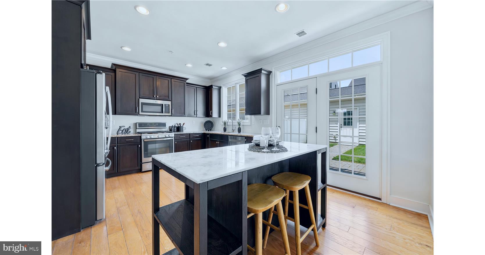 MAGNOLIA PLACE - Residential