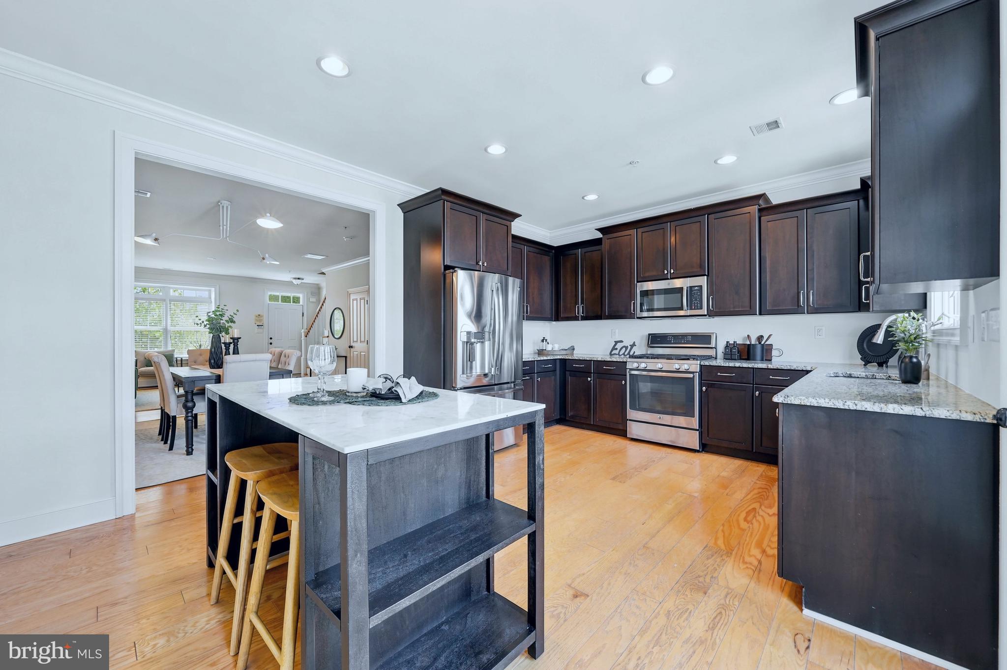 MAGNOLIA PLACE - Residential