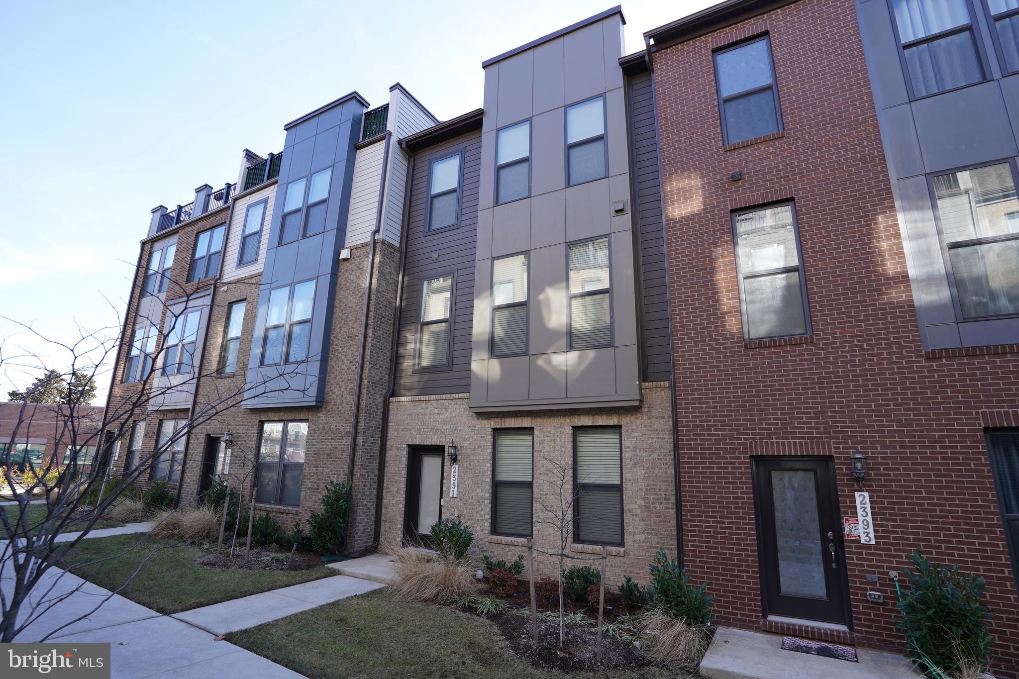 LIBERTY PARK - Residential Lease