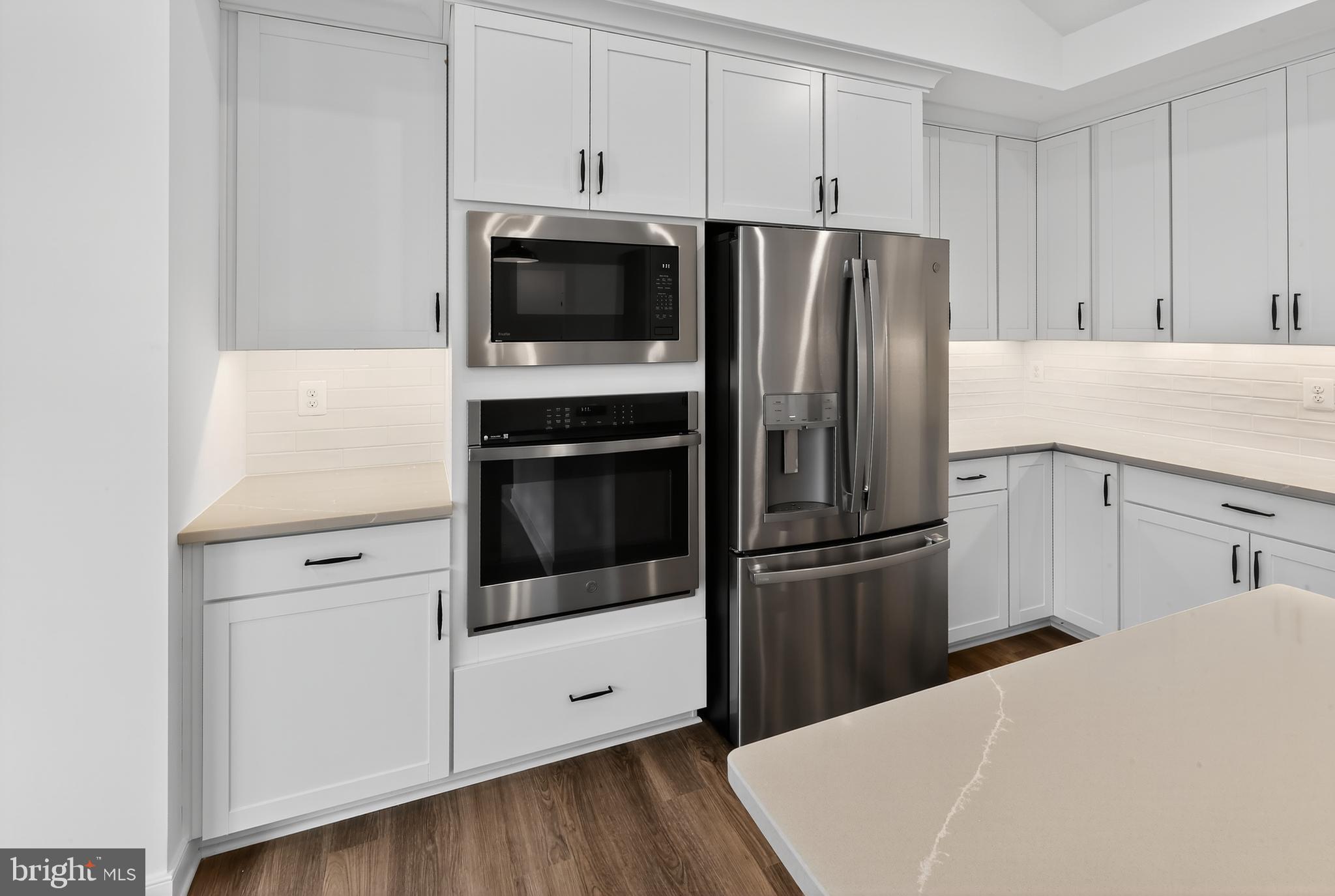 FOUR SEASONS AT HATTERAS HILLS - Residential
