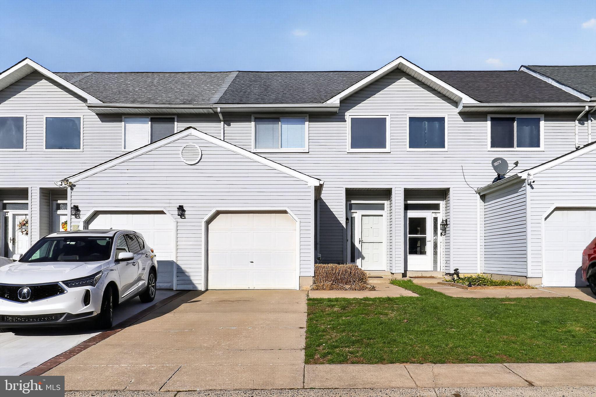ASPEN WOODS - Residential