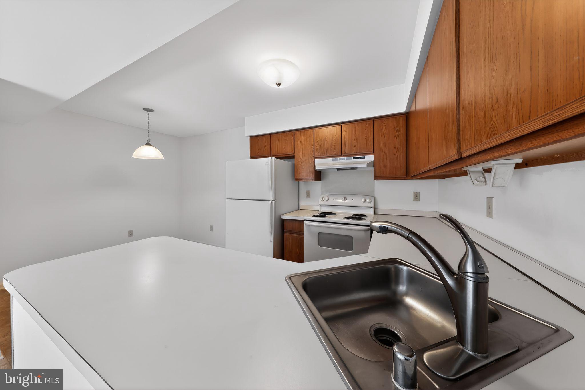 ASPEN WOODS - Residential