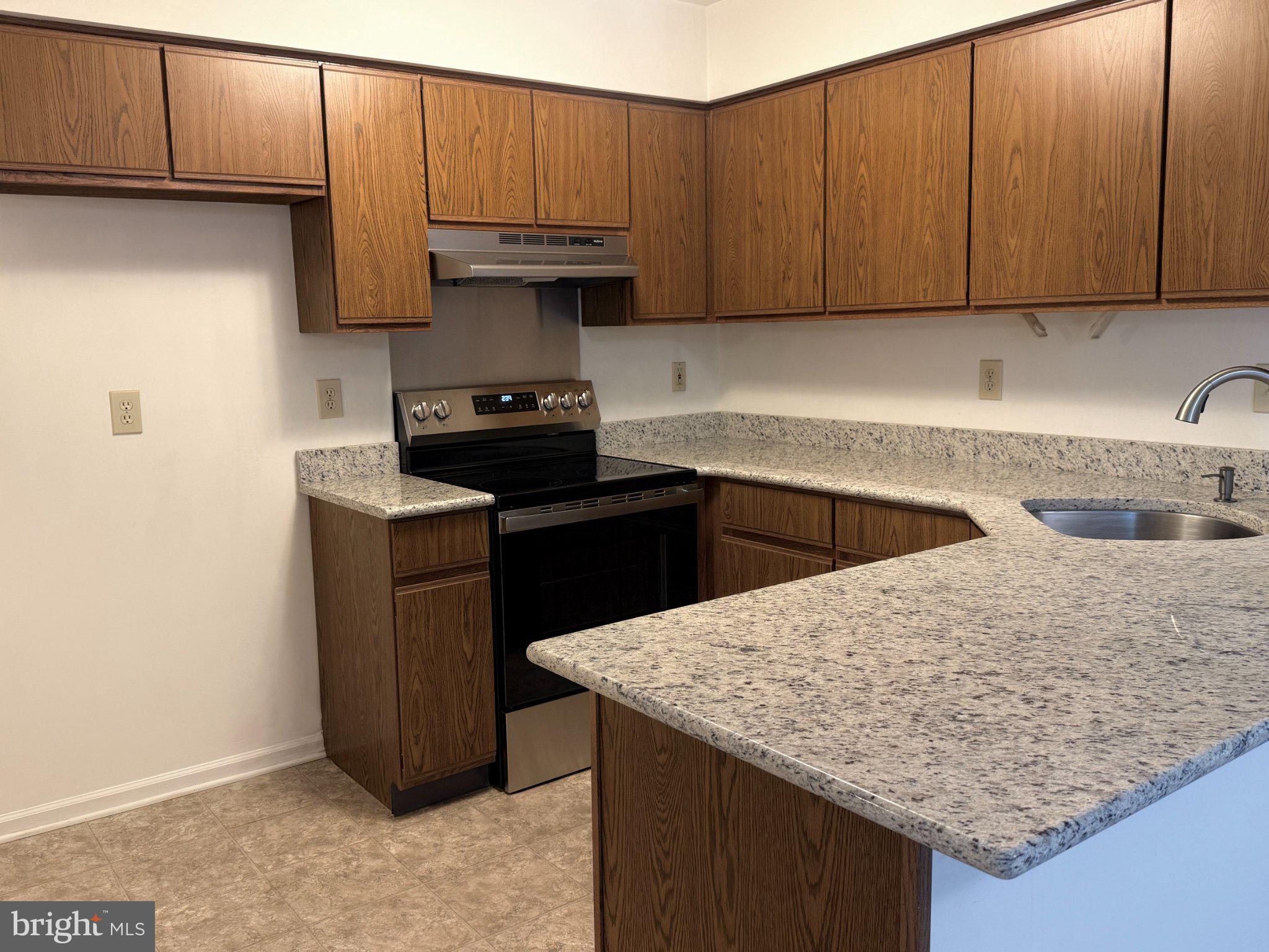 ASPEN WOODS - Residential