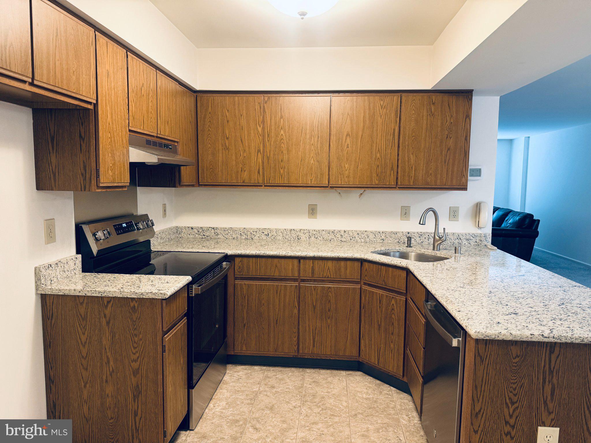 ASPEN WOODS - Residential