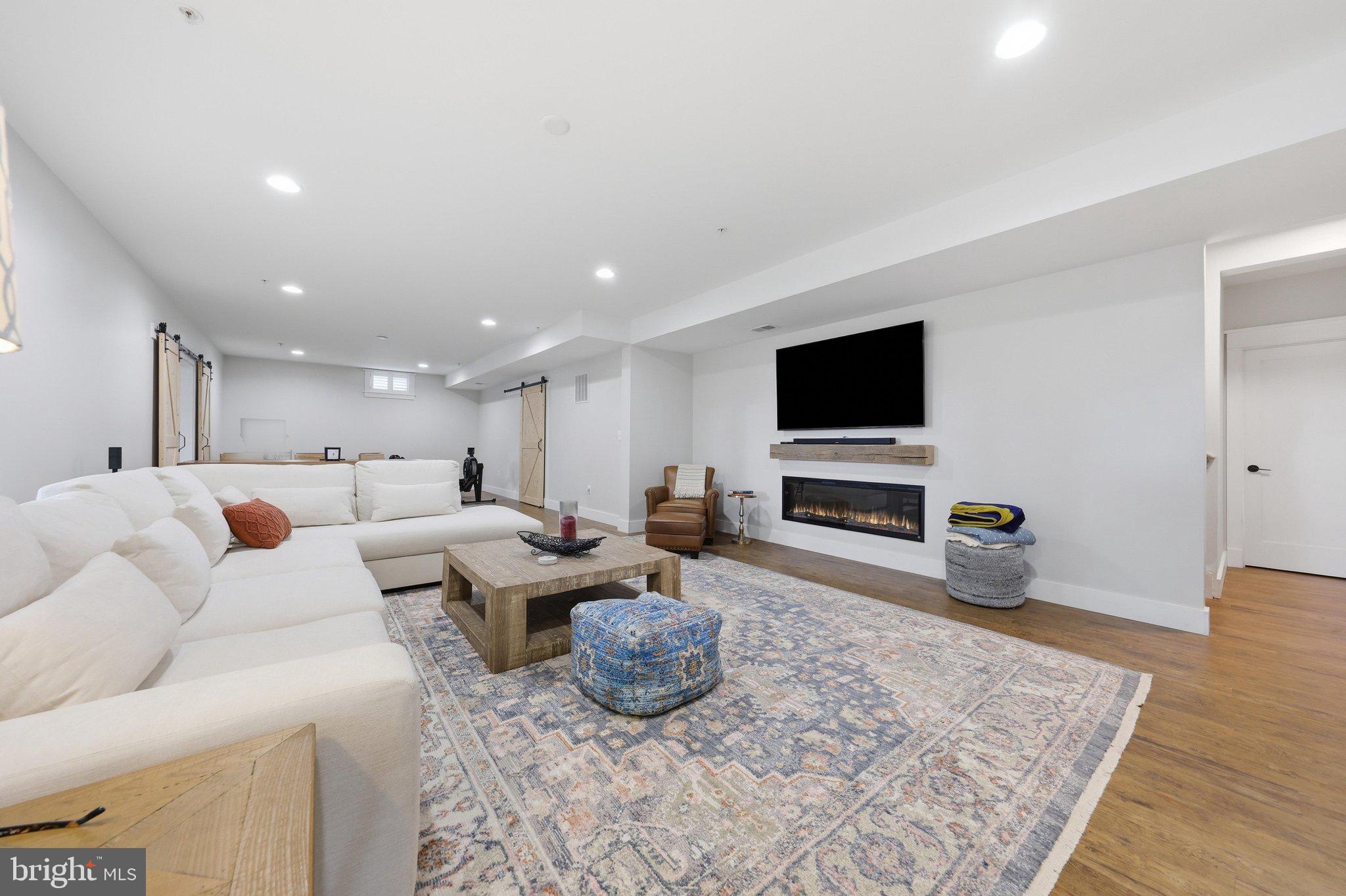 STONECREST - Residential
