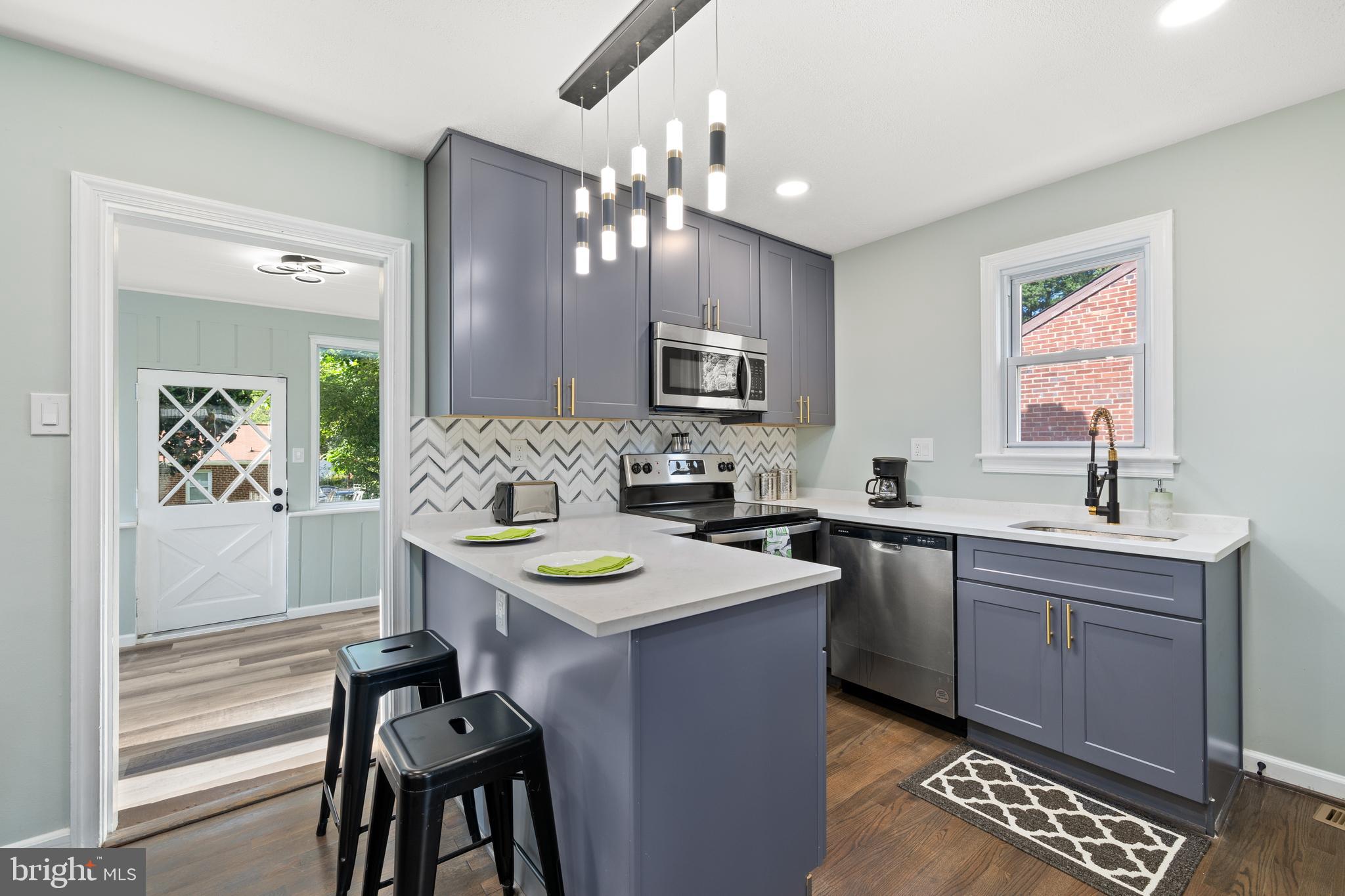 HOLLYWOOD ADDN - Residential