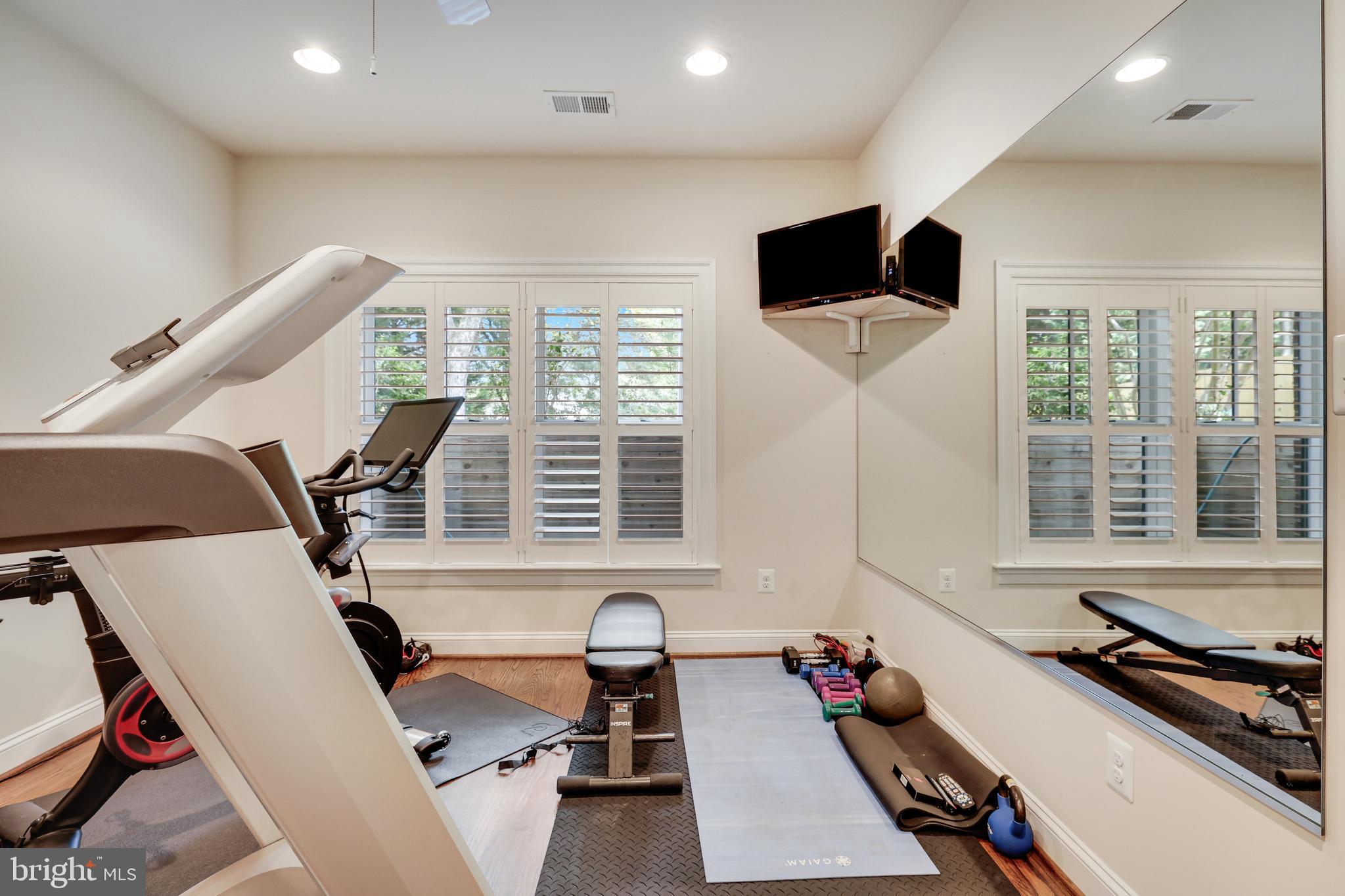SALONA VILLAGE - Residential